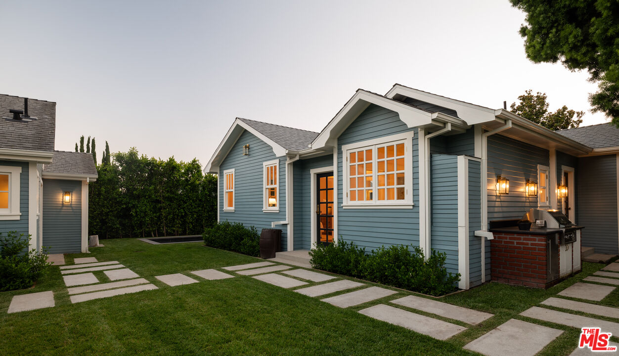 1356 N Ogden Dr