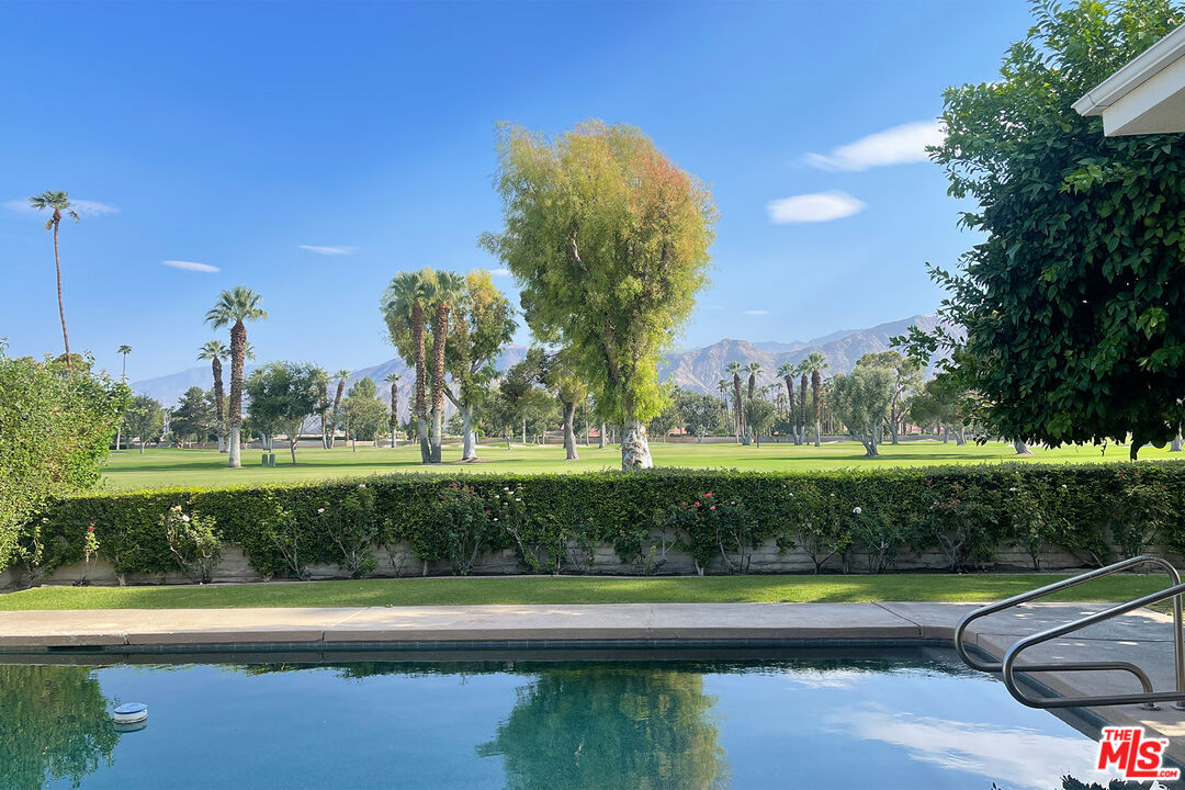 37661 Peacock Cir