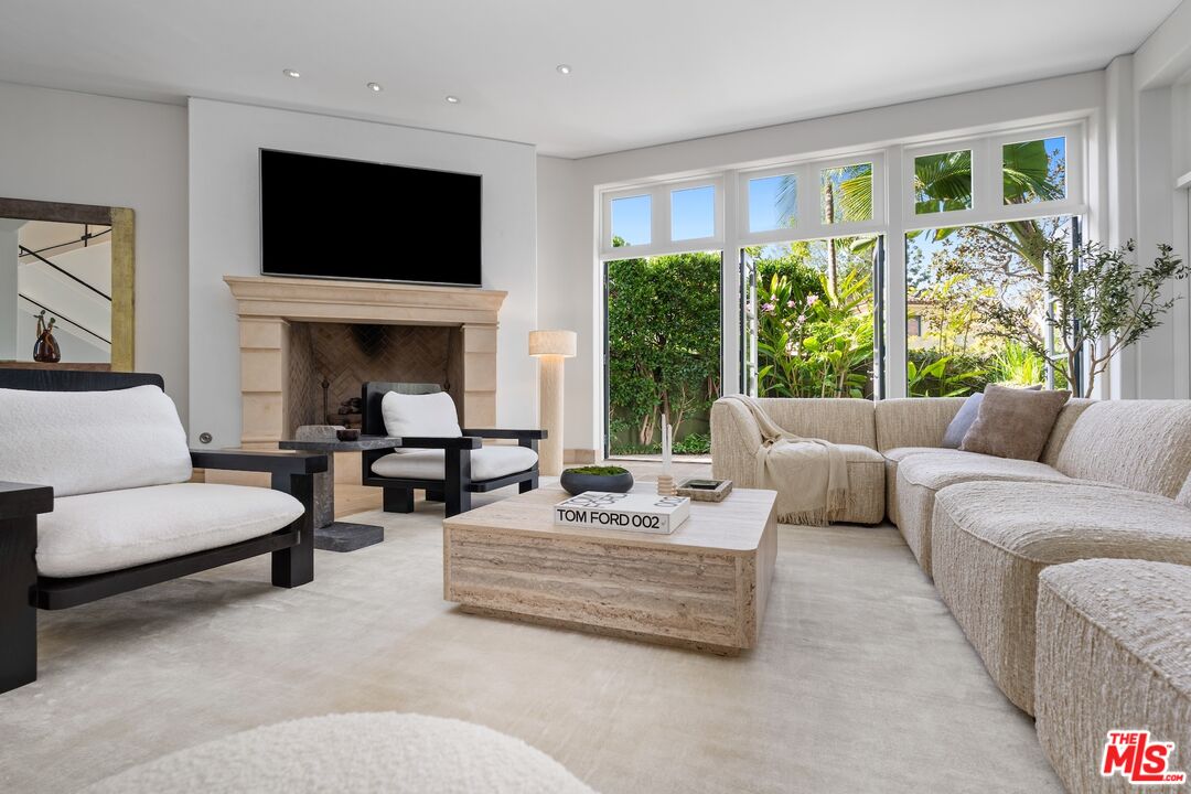 10288 Century Woods Dr