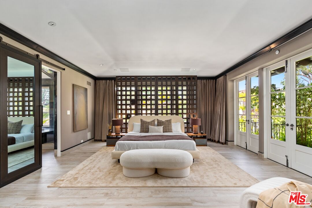 10288 Century Woods Dr