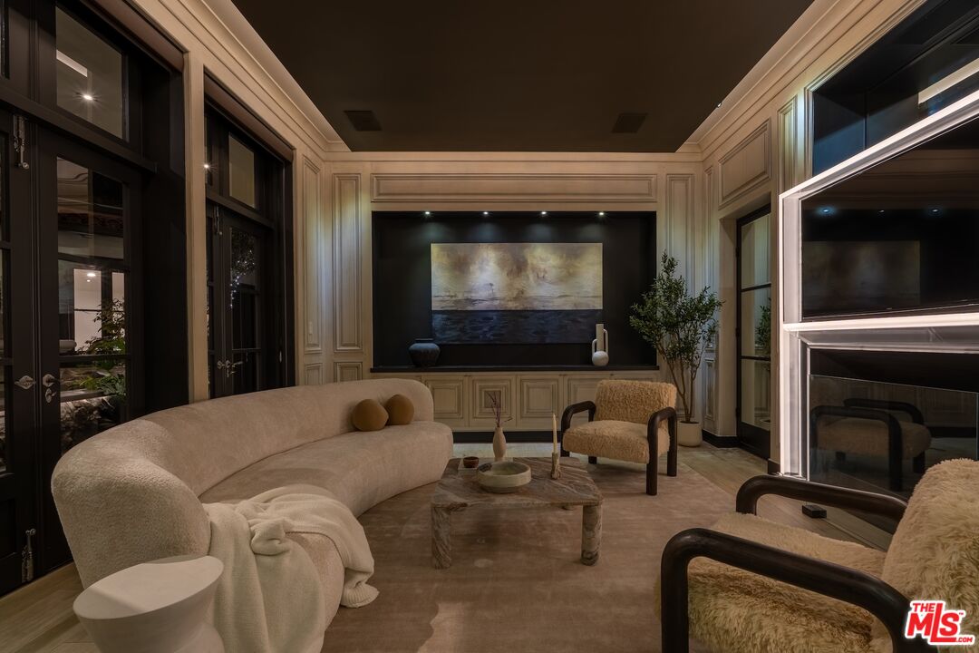 10288 Century Woods Dr