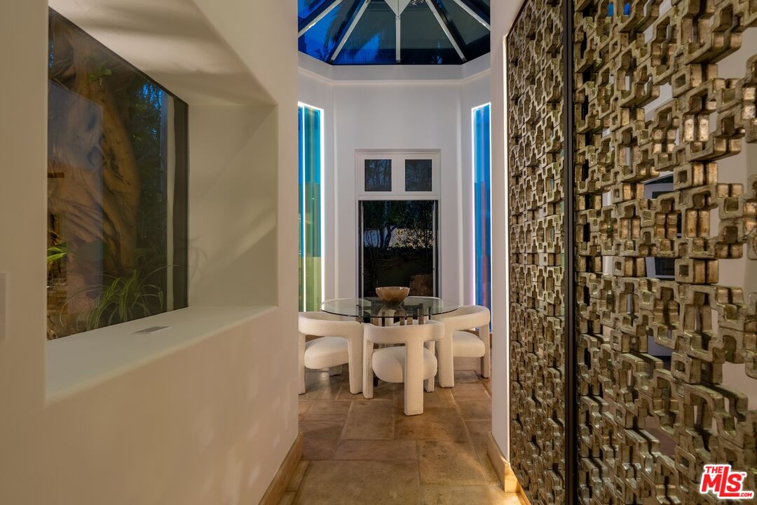 10288 Century Woods Dr