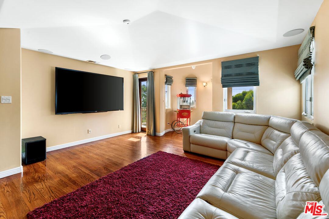 2604 Rutherford Dr