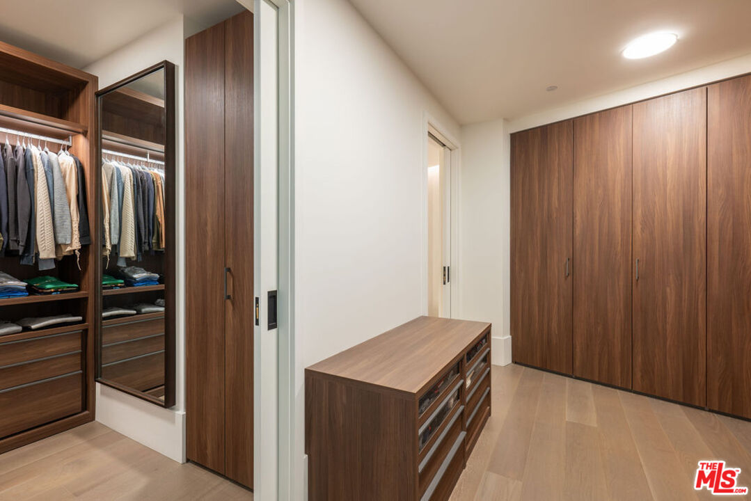 8420 W Sunset Blvd Unit: 602