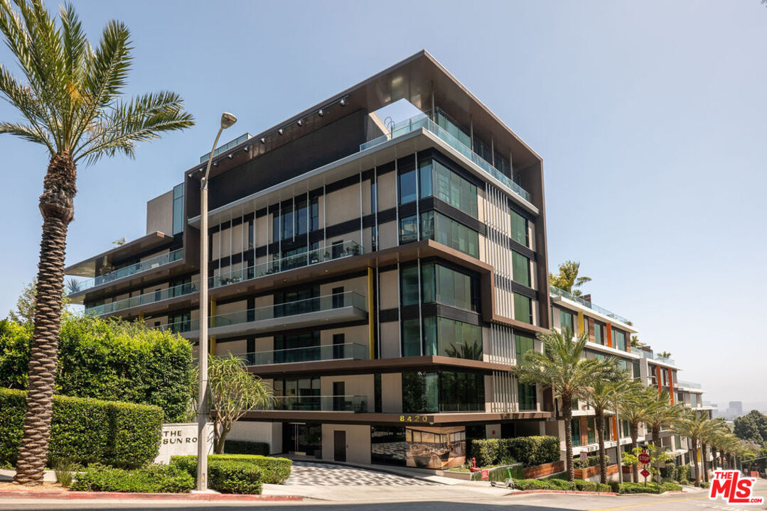 8420 W Sunset Blvd Unit: 602