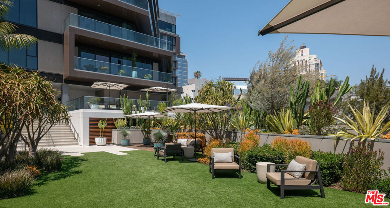 8420 W Sunset Blvd Unit: 602