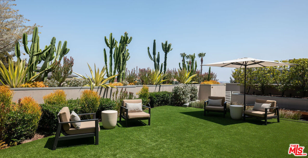 8420 W Sunset Blvd Unit: 602