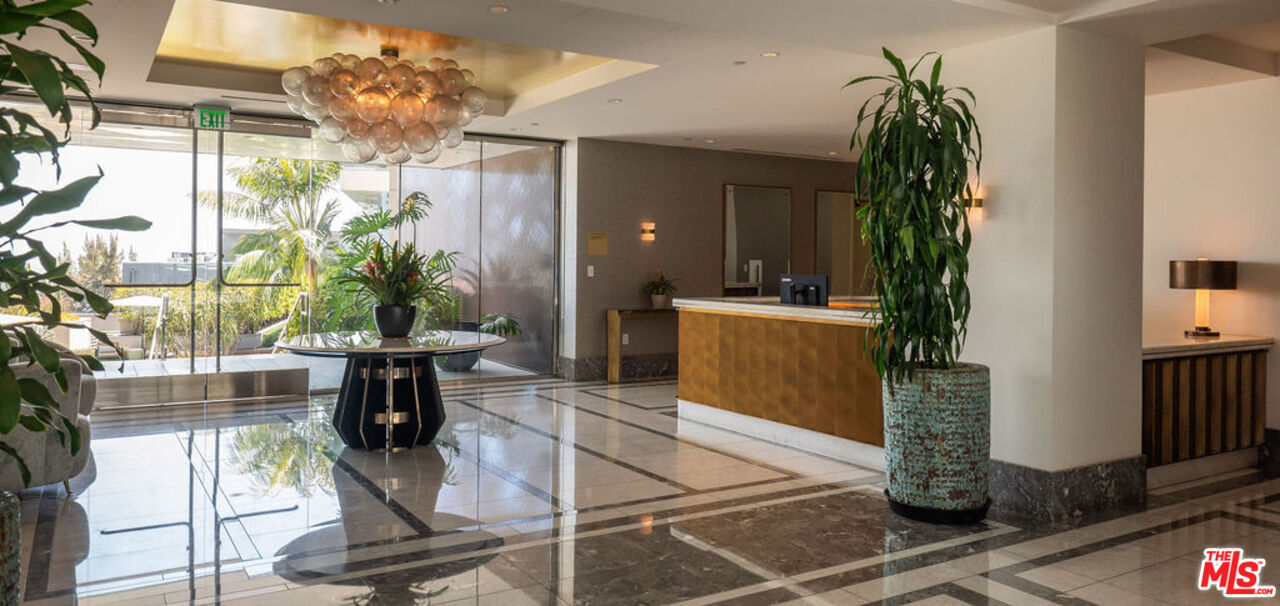 8420 W Sunset Blvd Unit: 602
