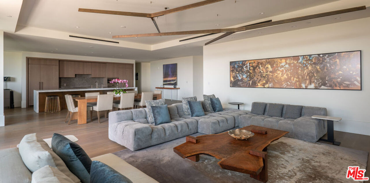 8420 W Sunset Blvd Unit: 602