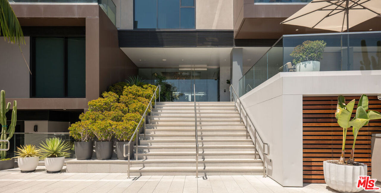 8420 W Sunset Blvd Unit: 602