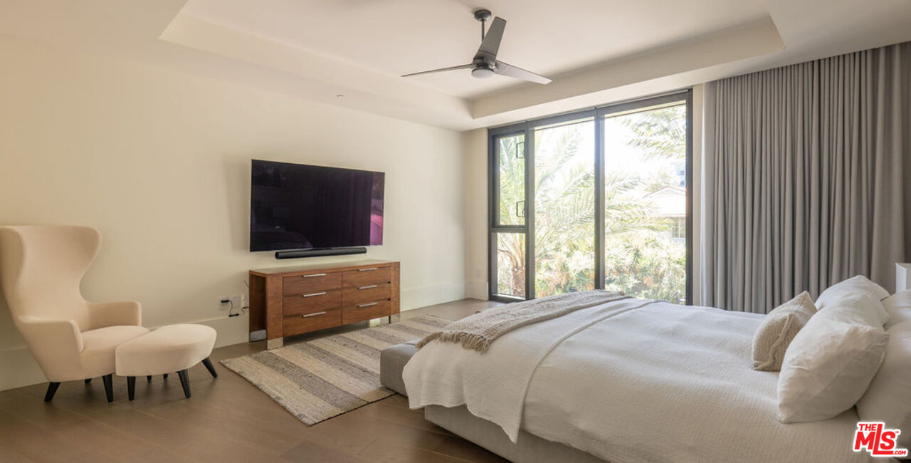 8420 W Sunset Blvd Unit: 602