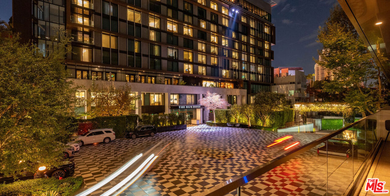 8420 Sunset Blvd Unit: 602