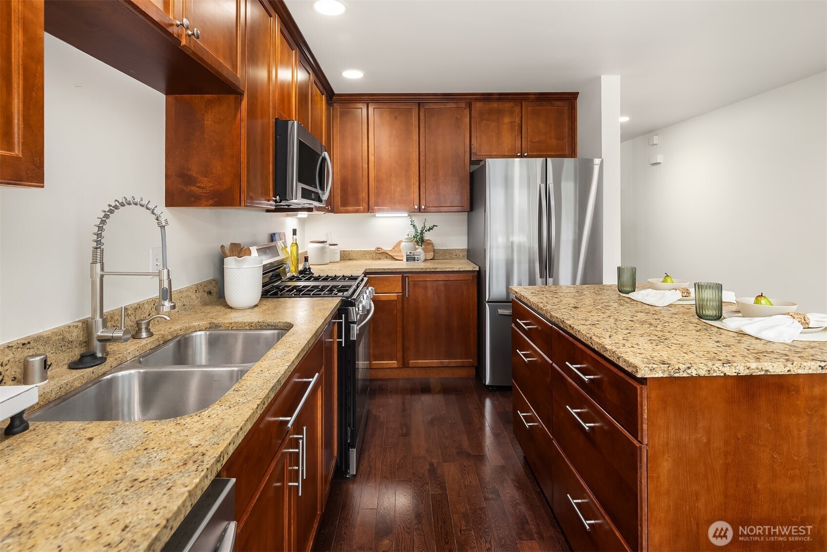 5955 Delridge Way SW