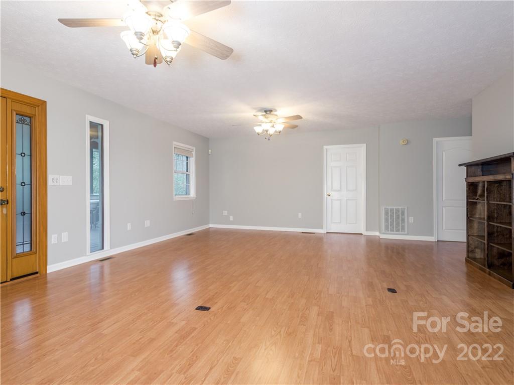 449 Holiday Drive