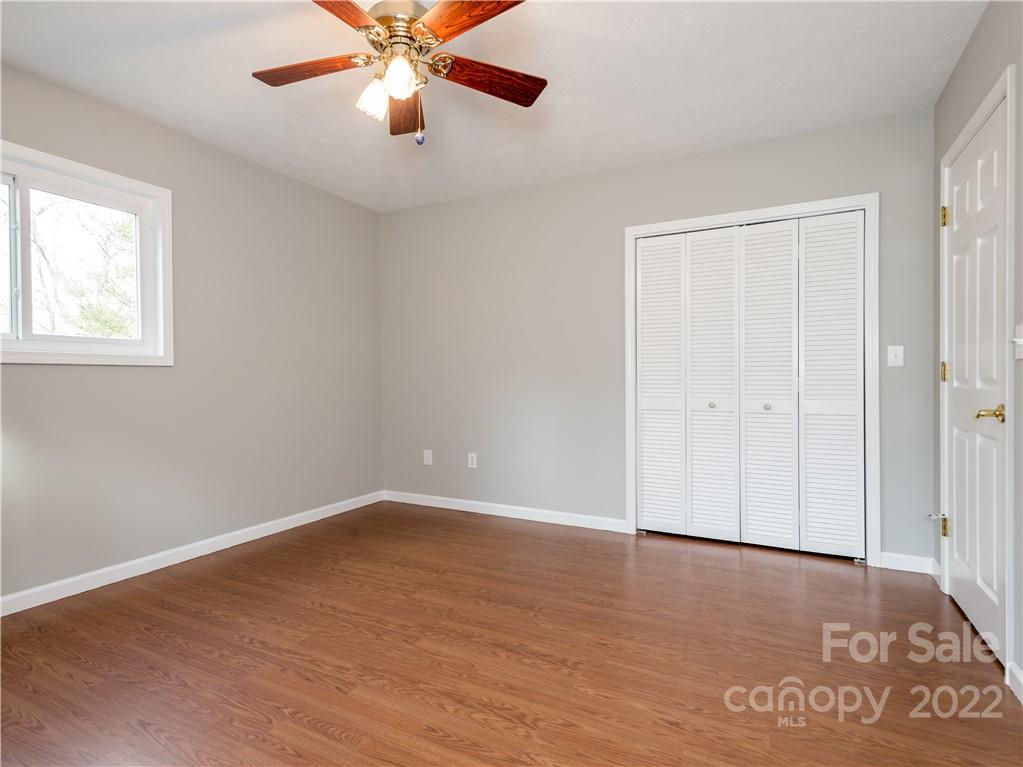 449 Holiday Drive