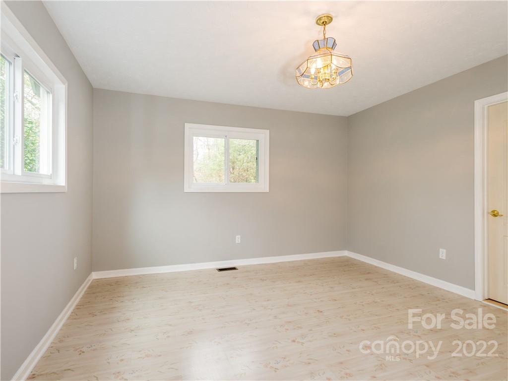449 Holiday Drive