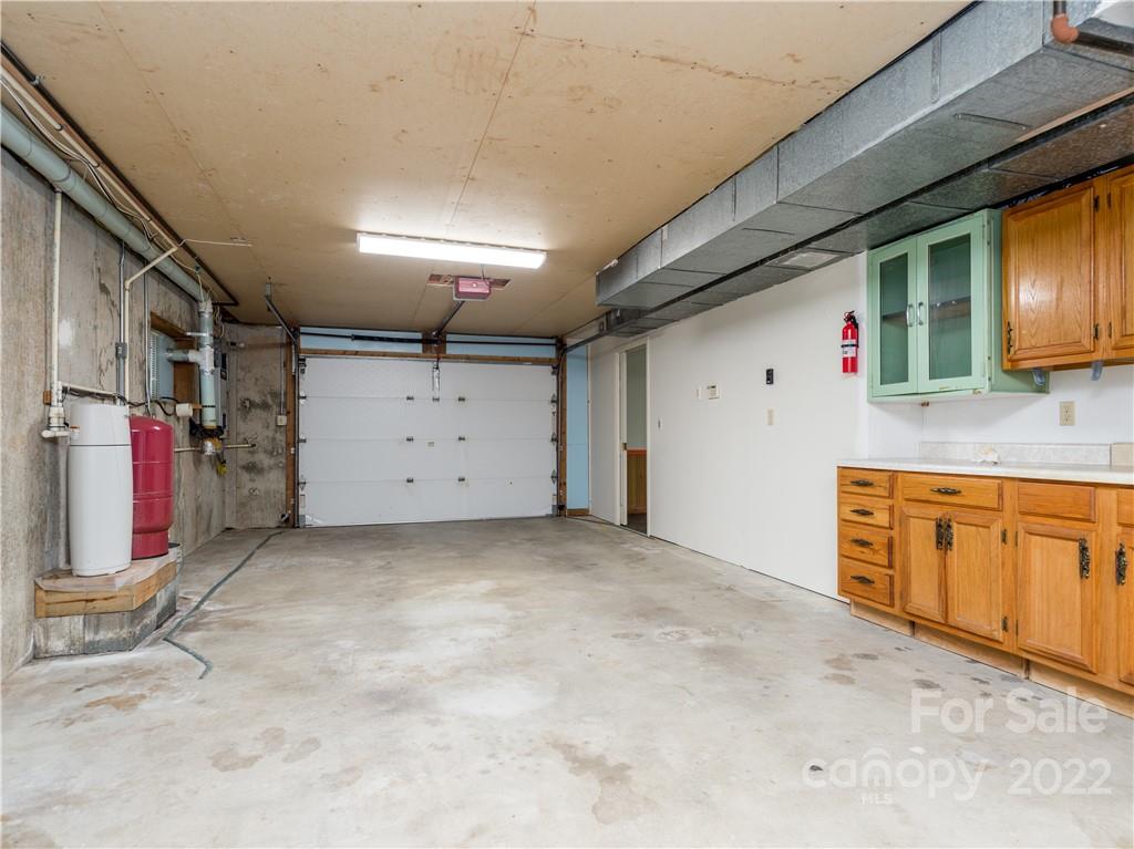 449 Holiday Drive