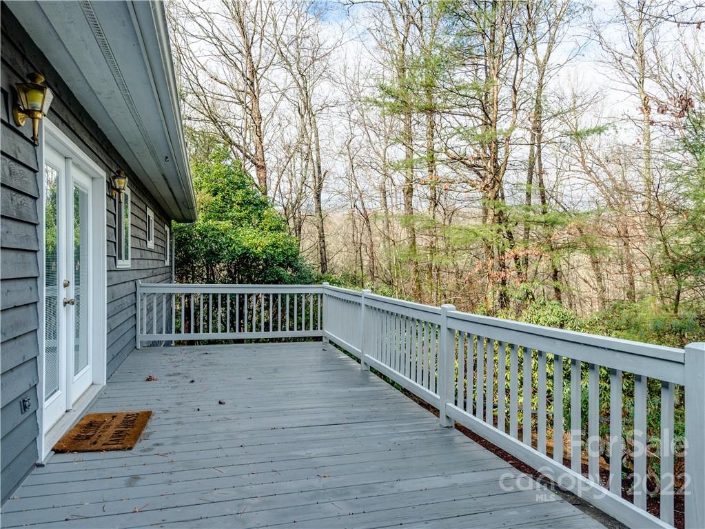 449 Holiday Drive