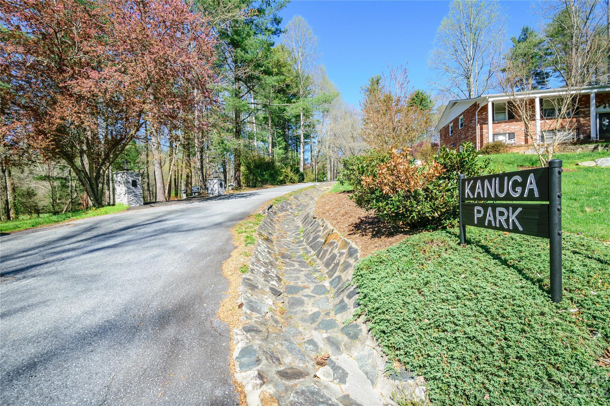 721 E Pineview Drive Unit: 10