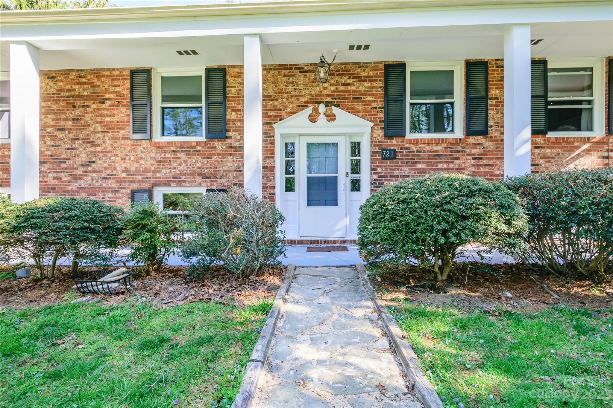721 E Pineview Drive Unit: 10