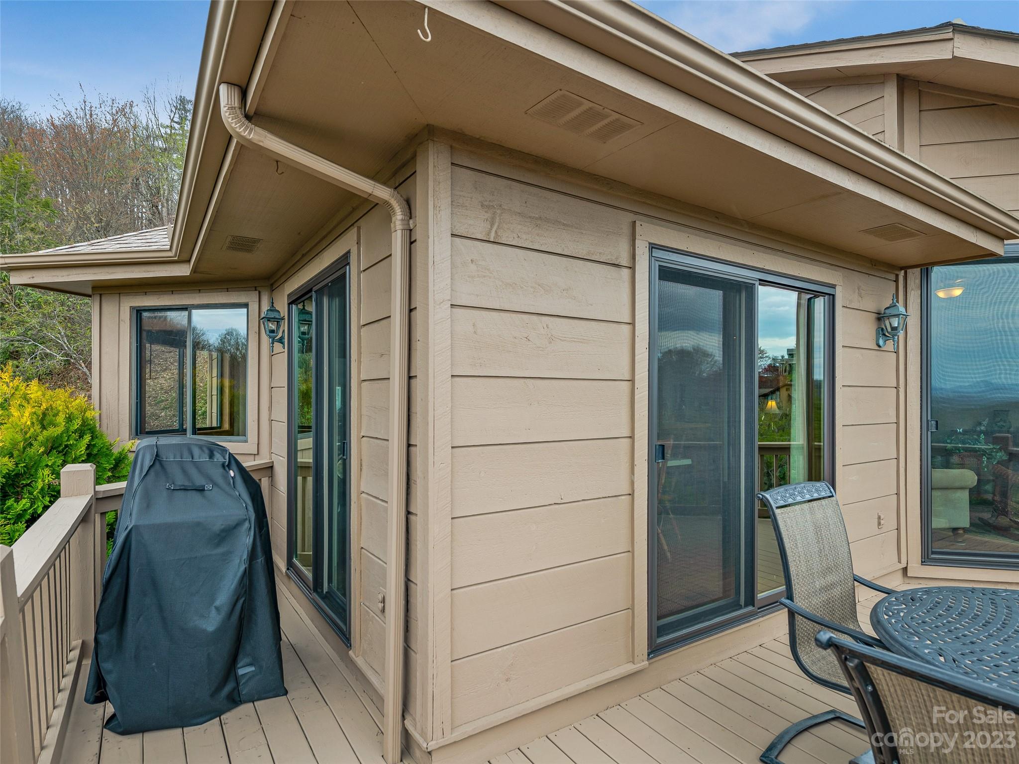 136 Woodbridge Drive
