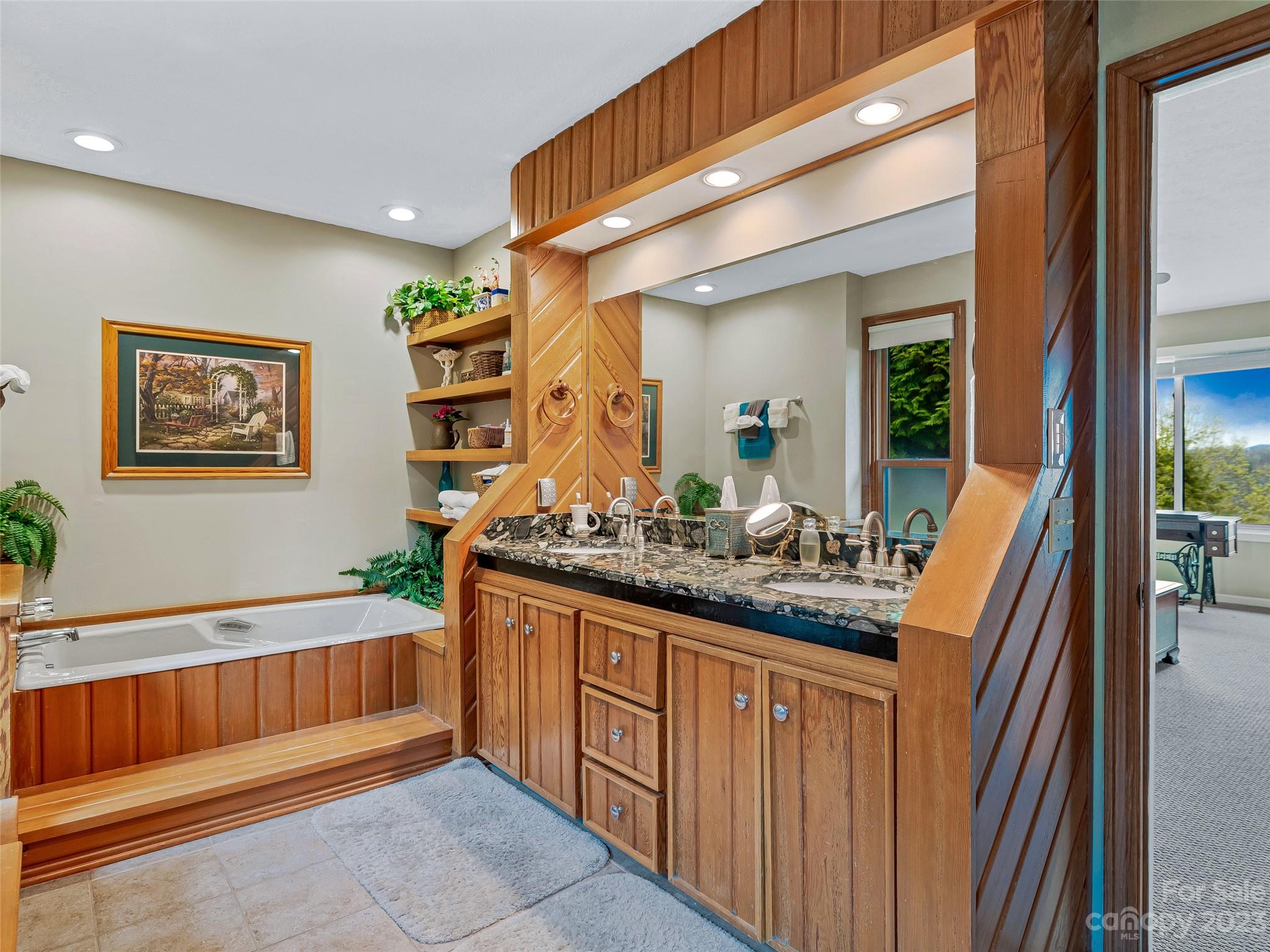 136 Woodbridge Drive