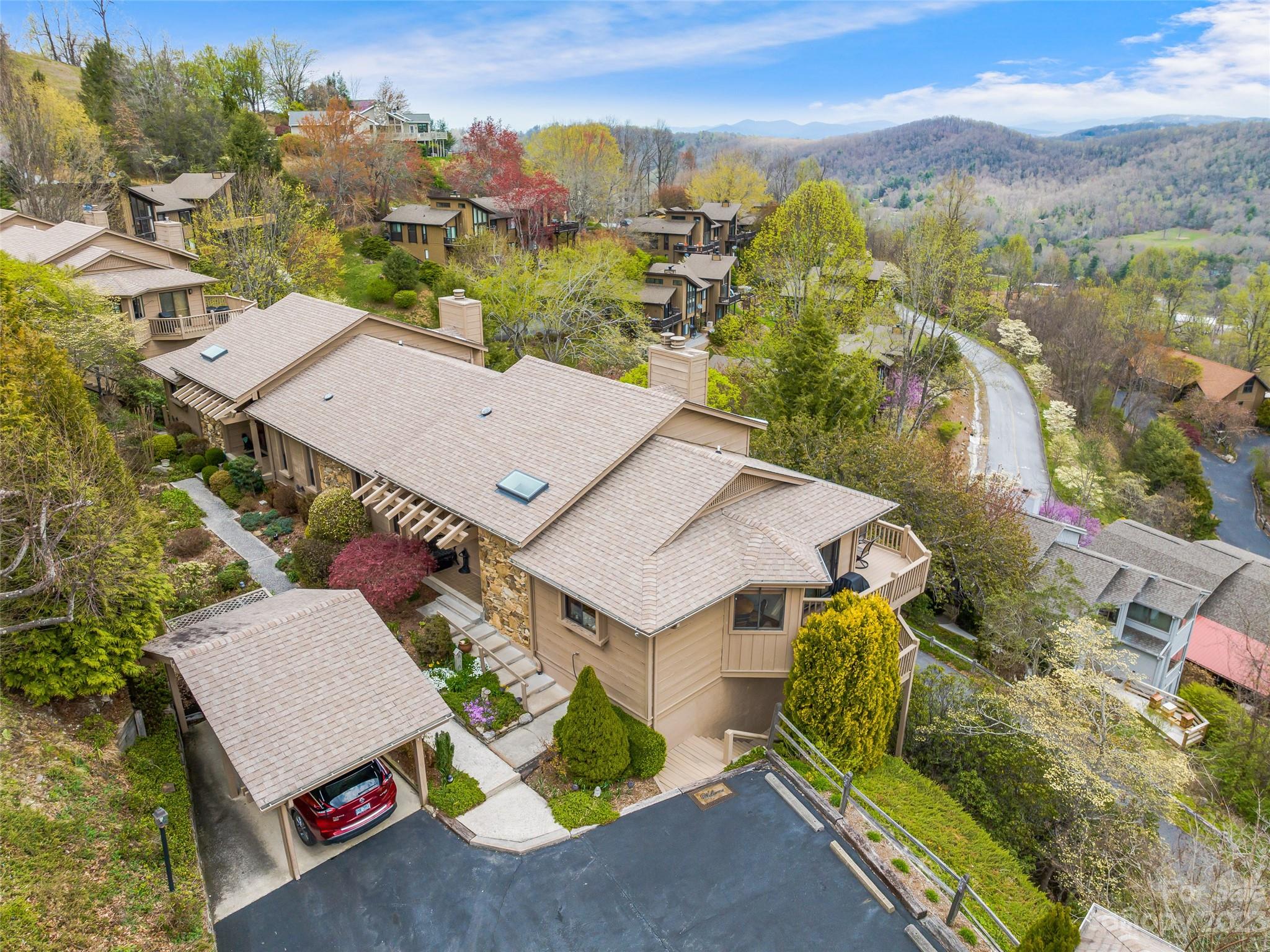 136 Woodbridge Drive