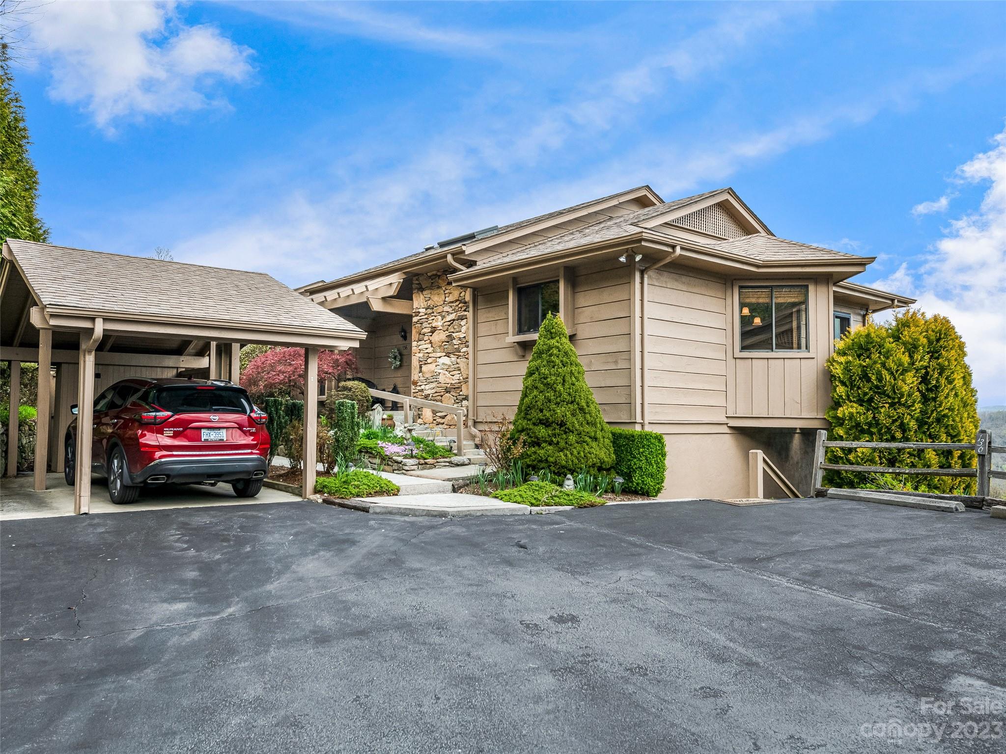 136 Woodbridge Drive