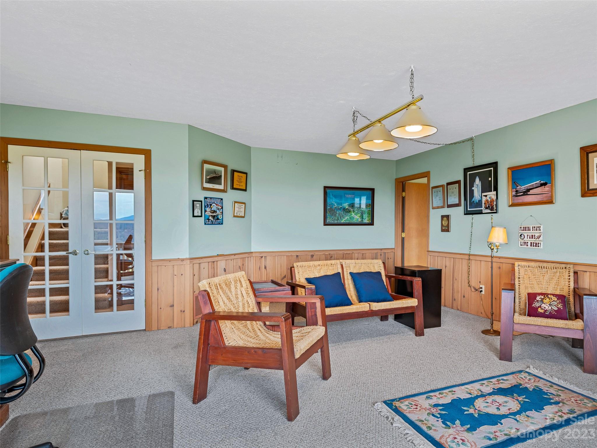 136 Woodbridge Drive