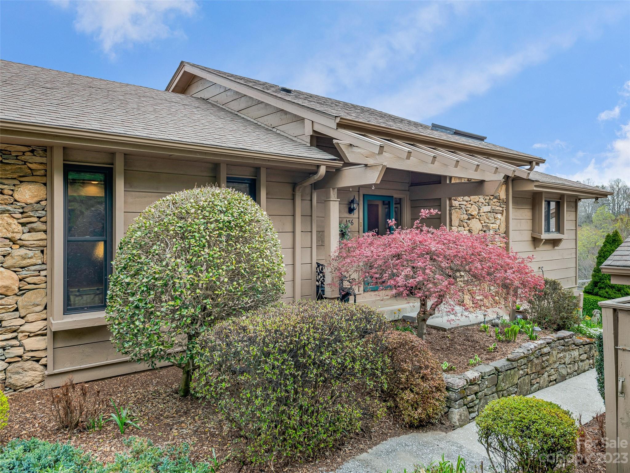 136 Woodbridge Drive