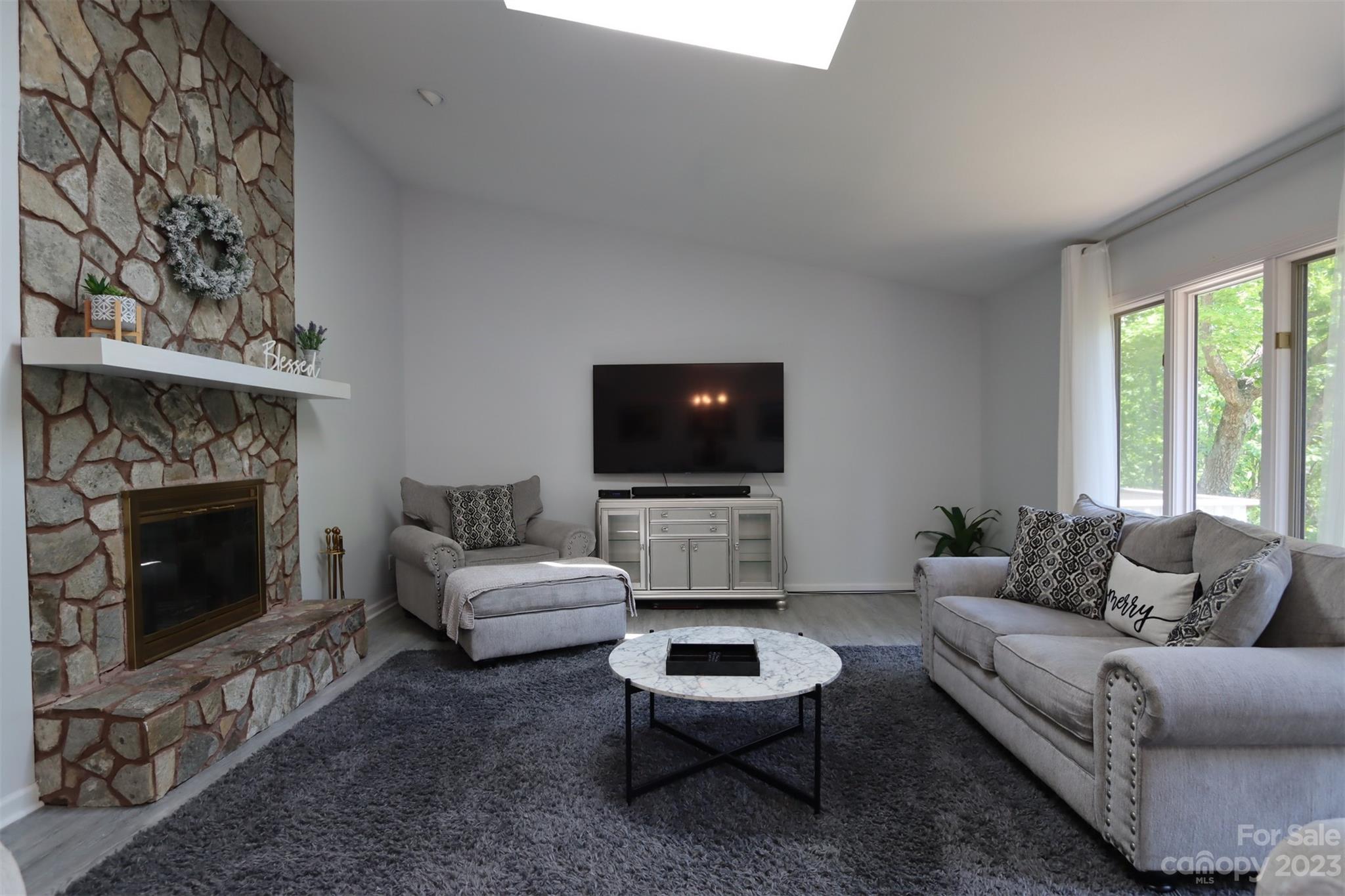 227 Blue Bird Road