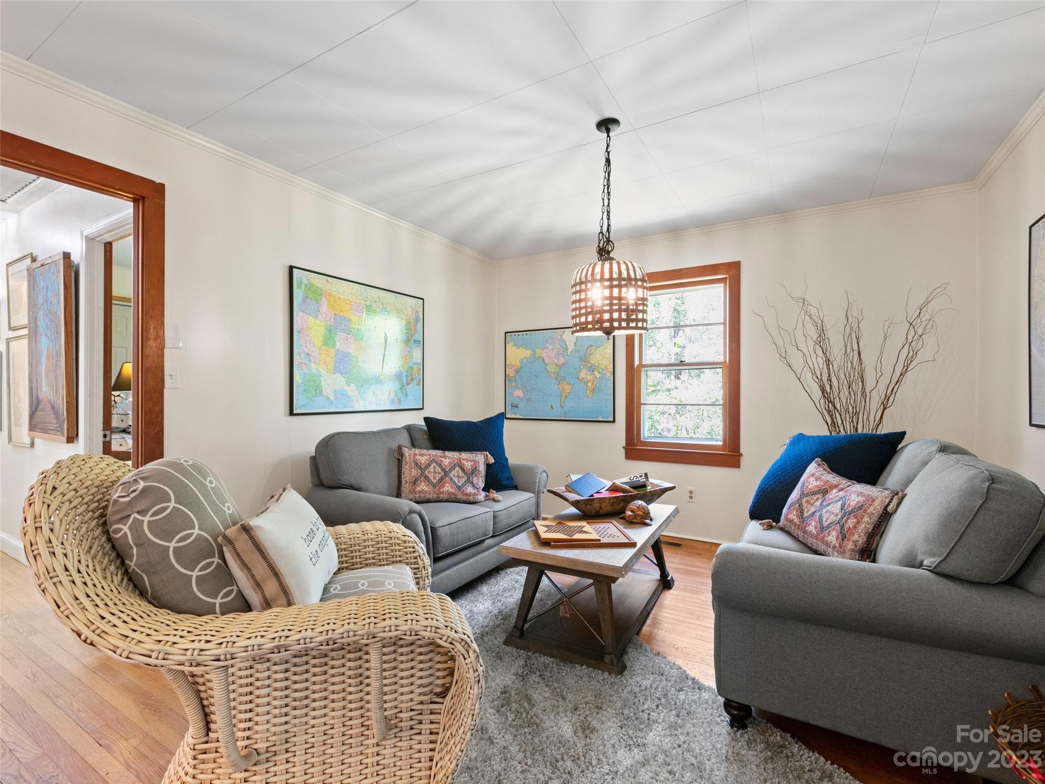 40 Kinross Drive