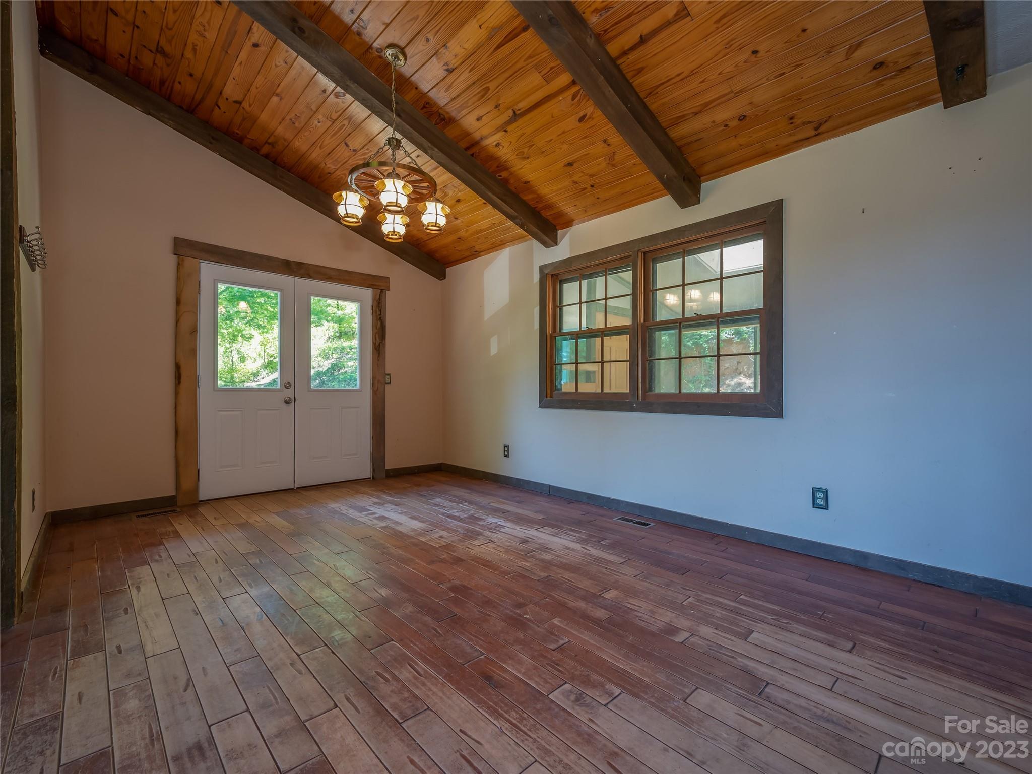 390 Evening Shade Lane