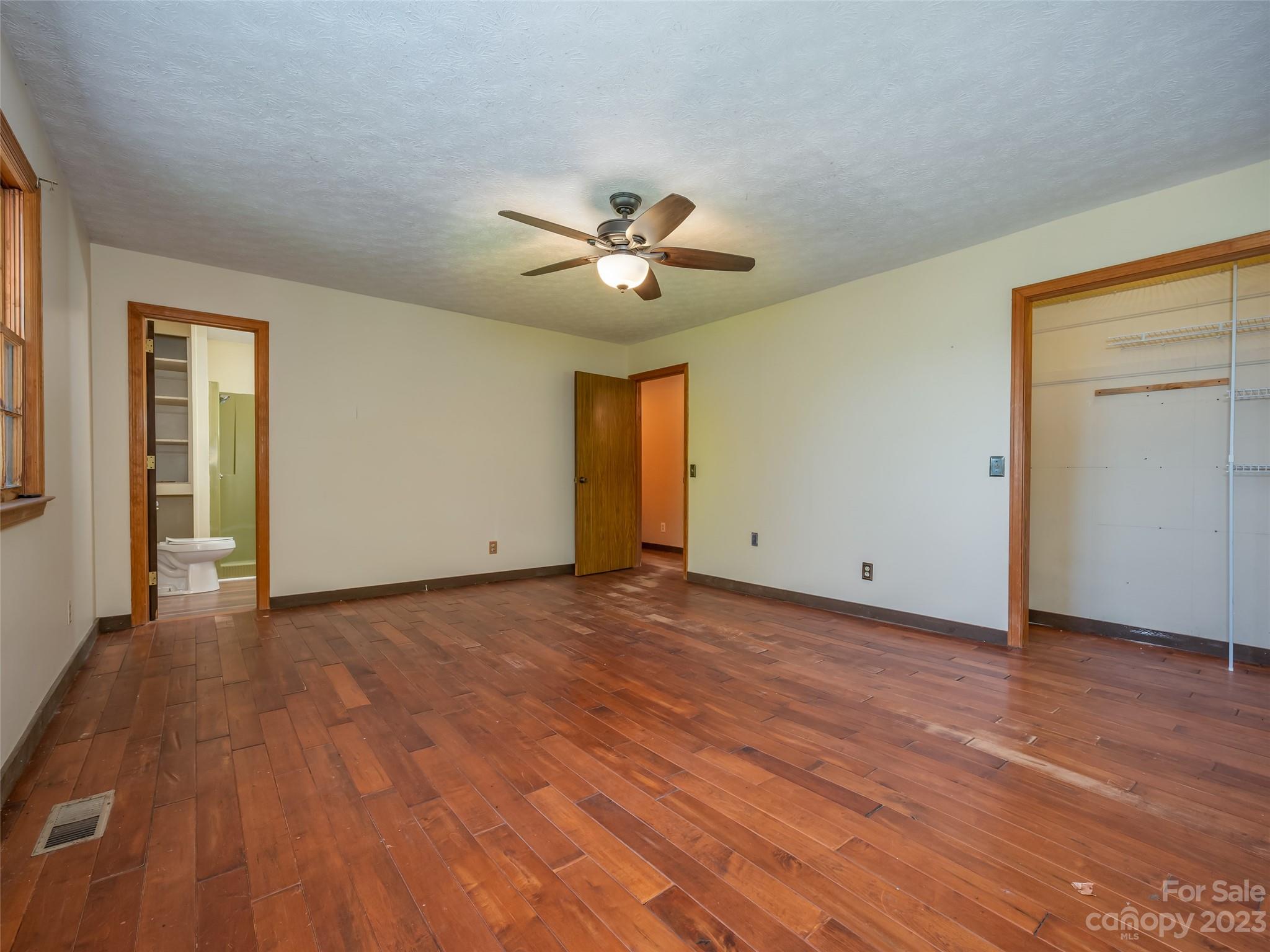 390 Evening Shade Lane