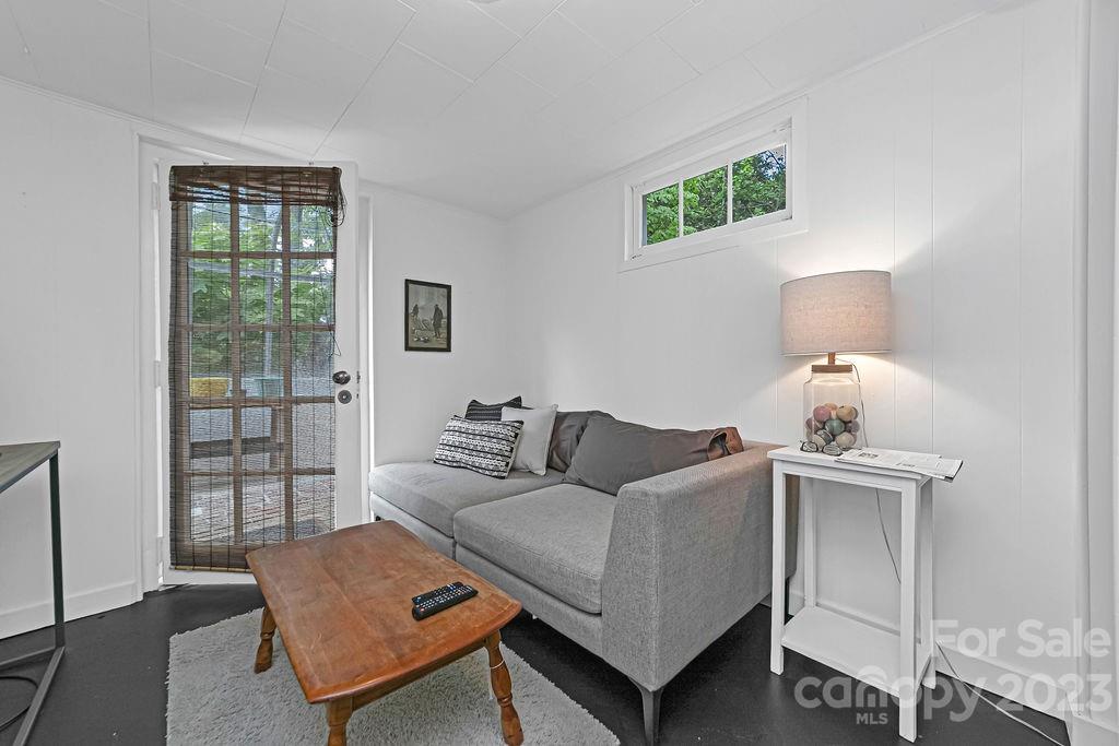 226 Turnpike Road