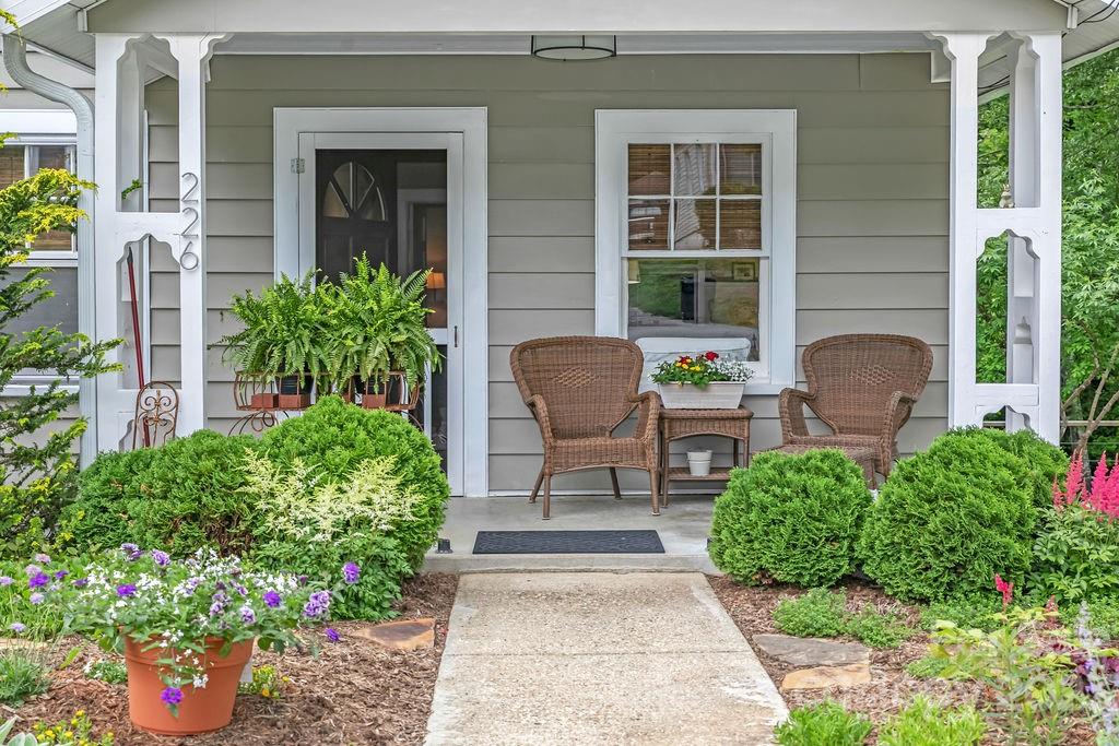 226 Turnpike Road