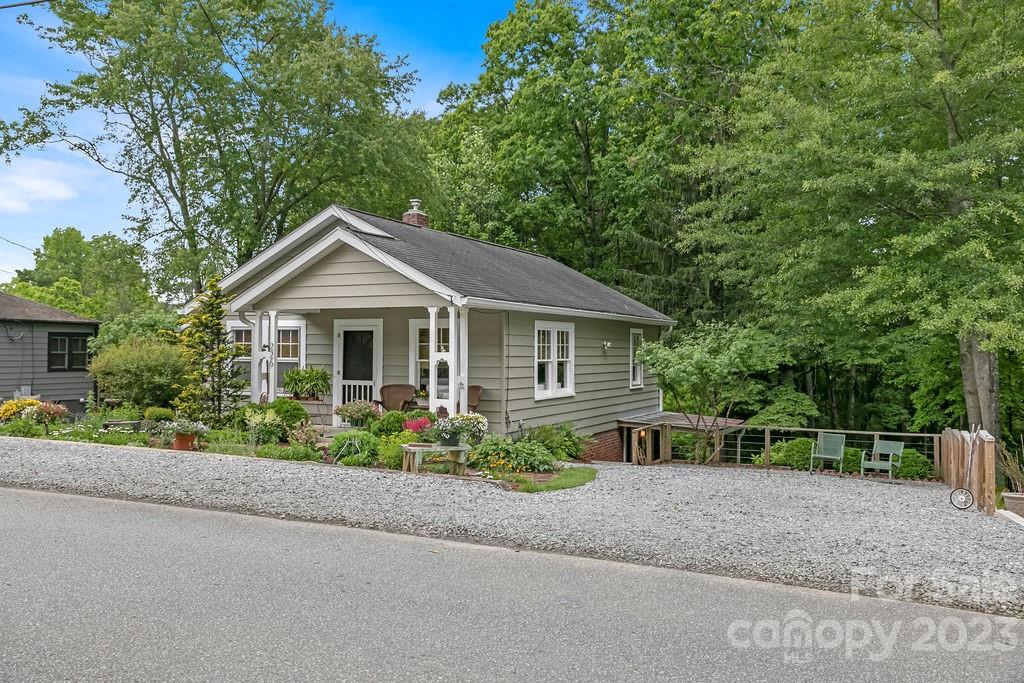 226 Turnpike Road