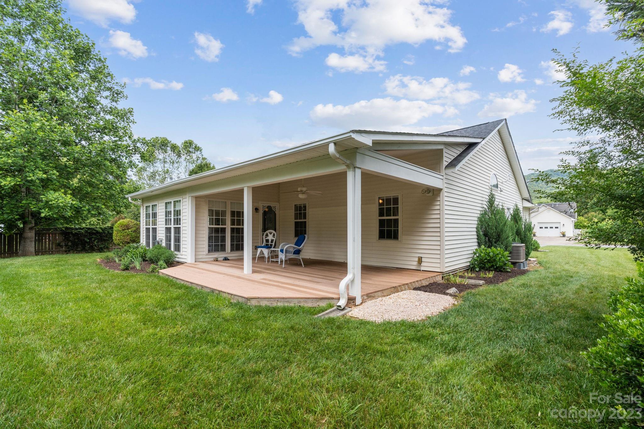 54 English Oak Road