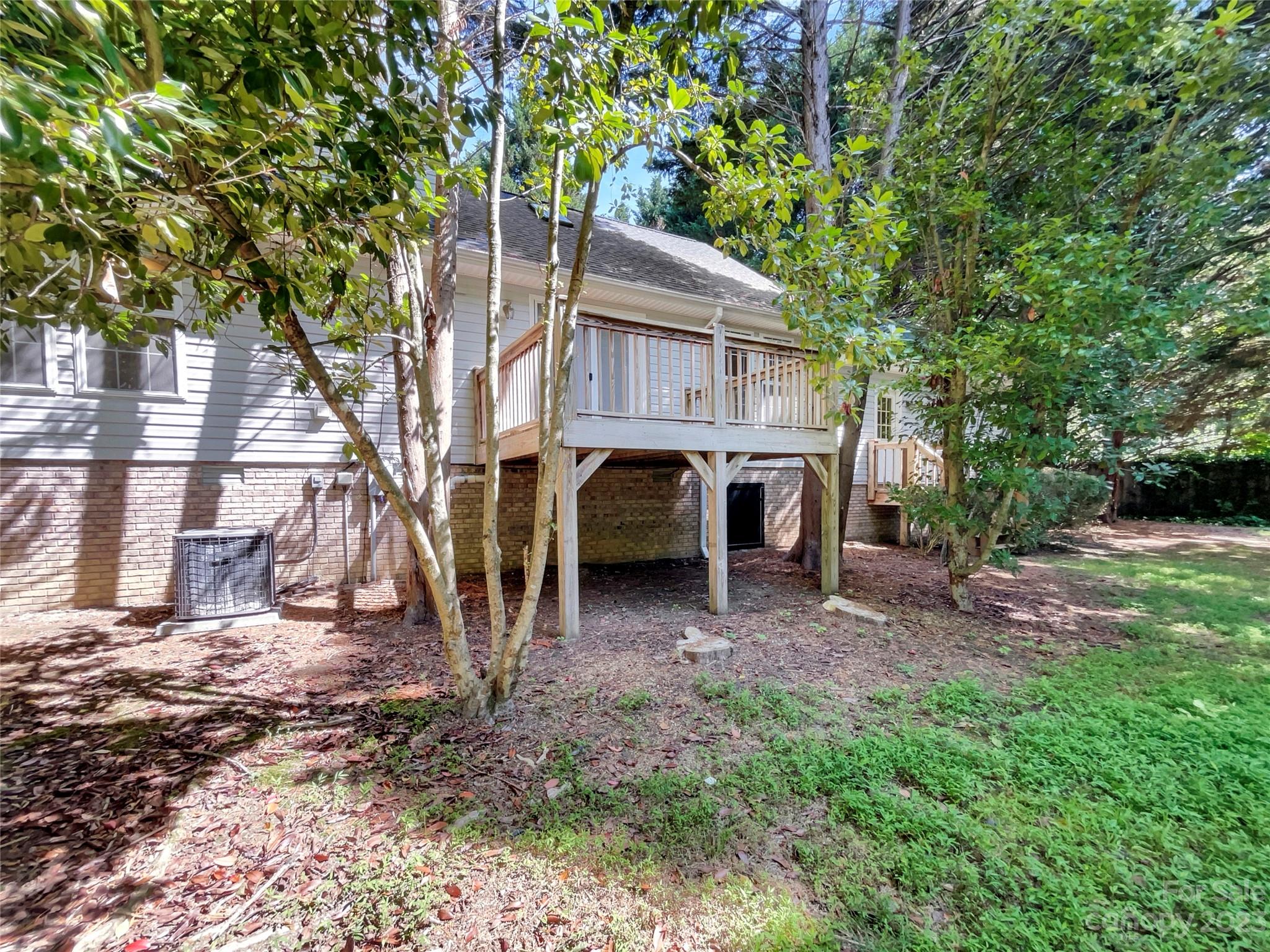 2350 Rosemont Court