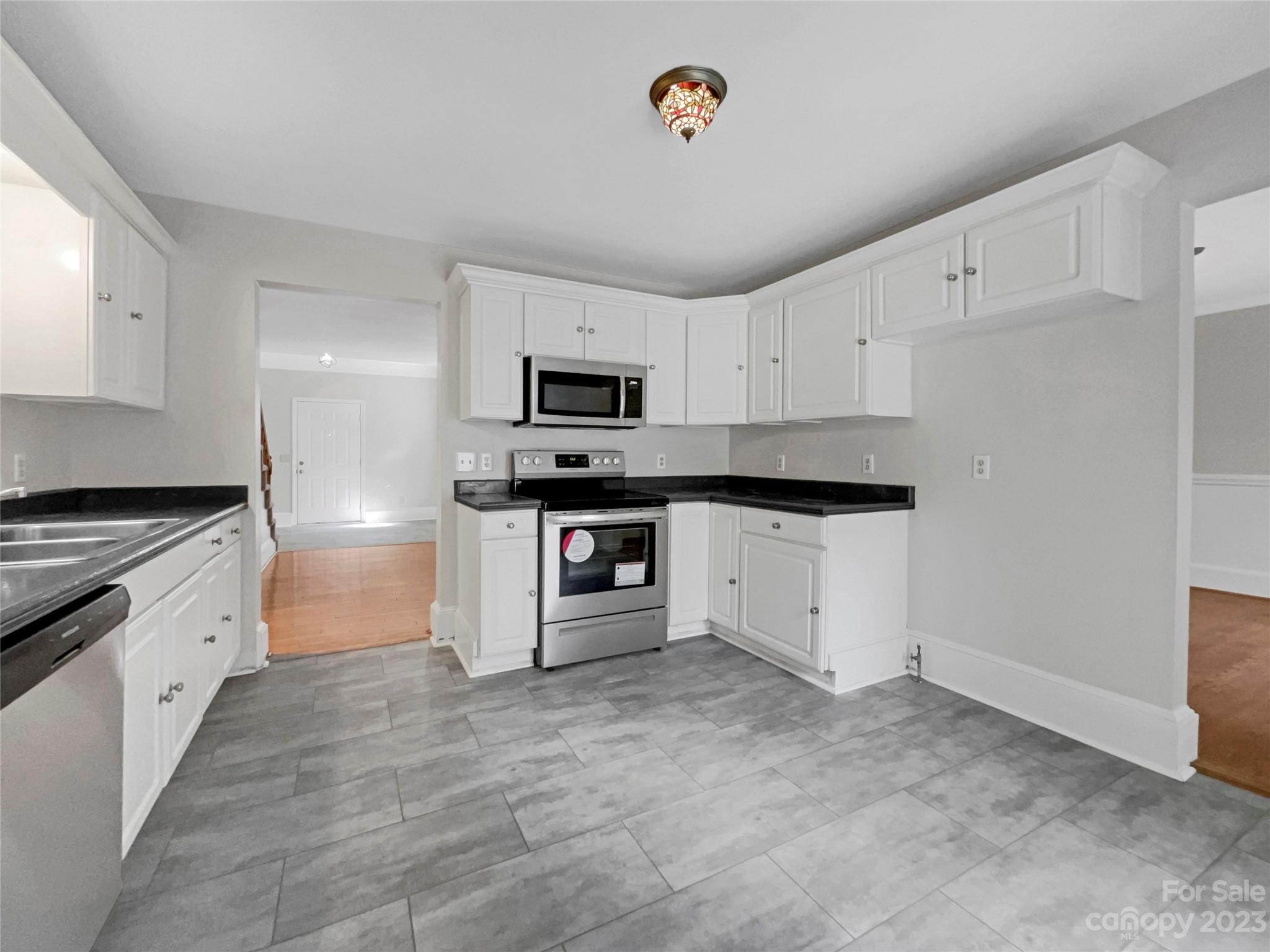 2350 Rosemont Court