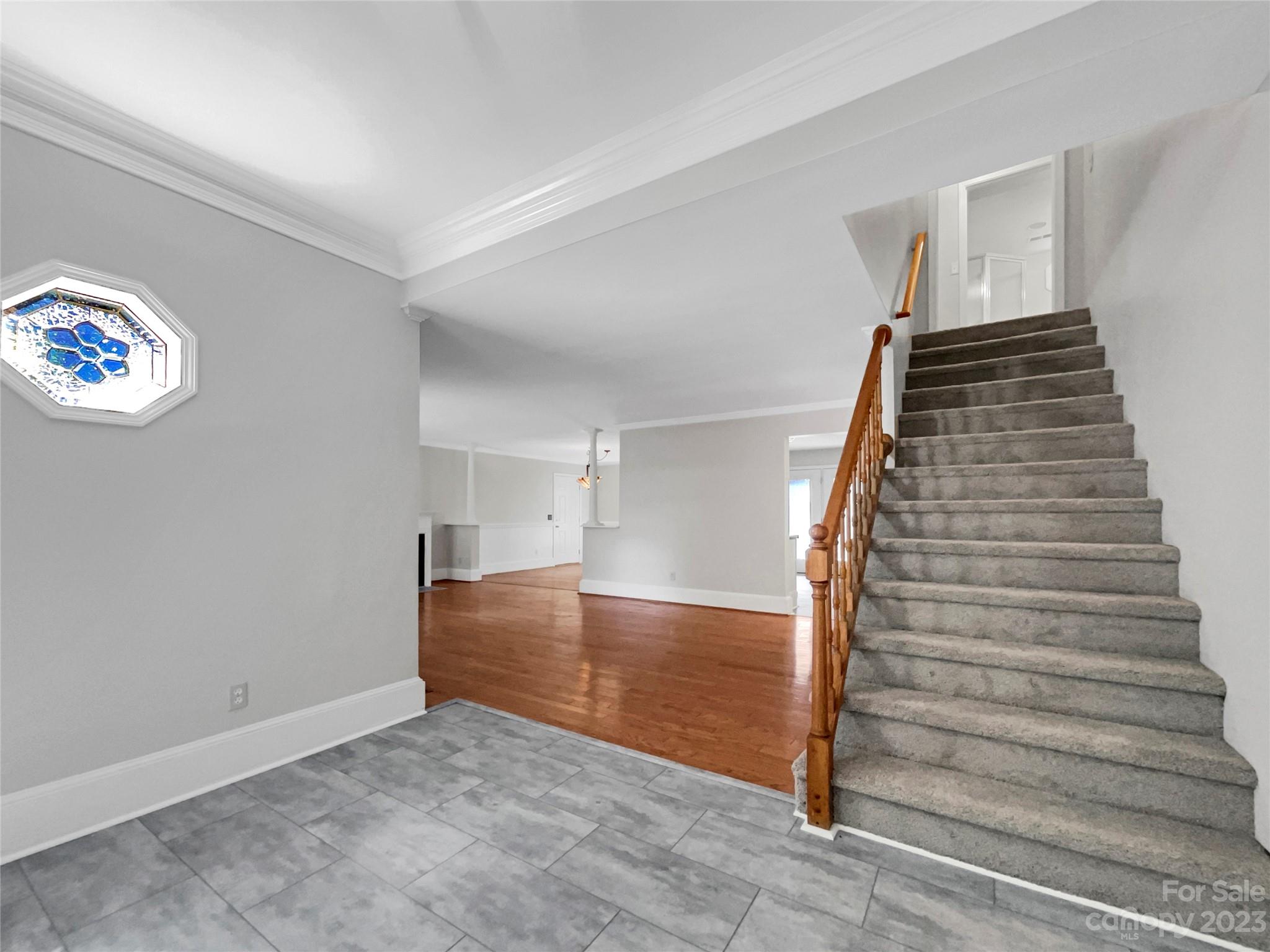 2350 Rosemont Court