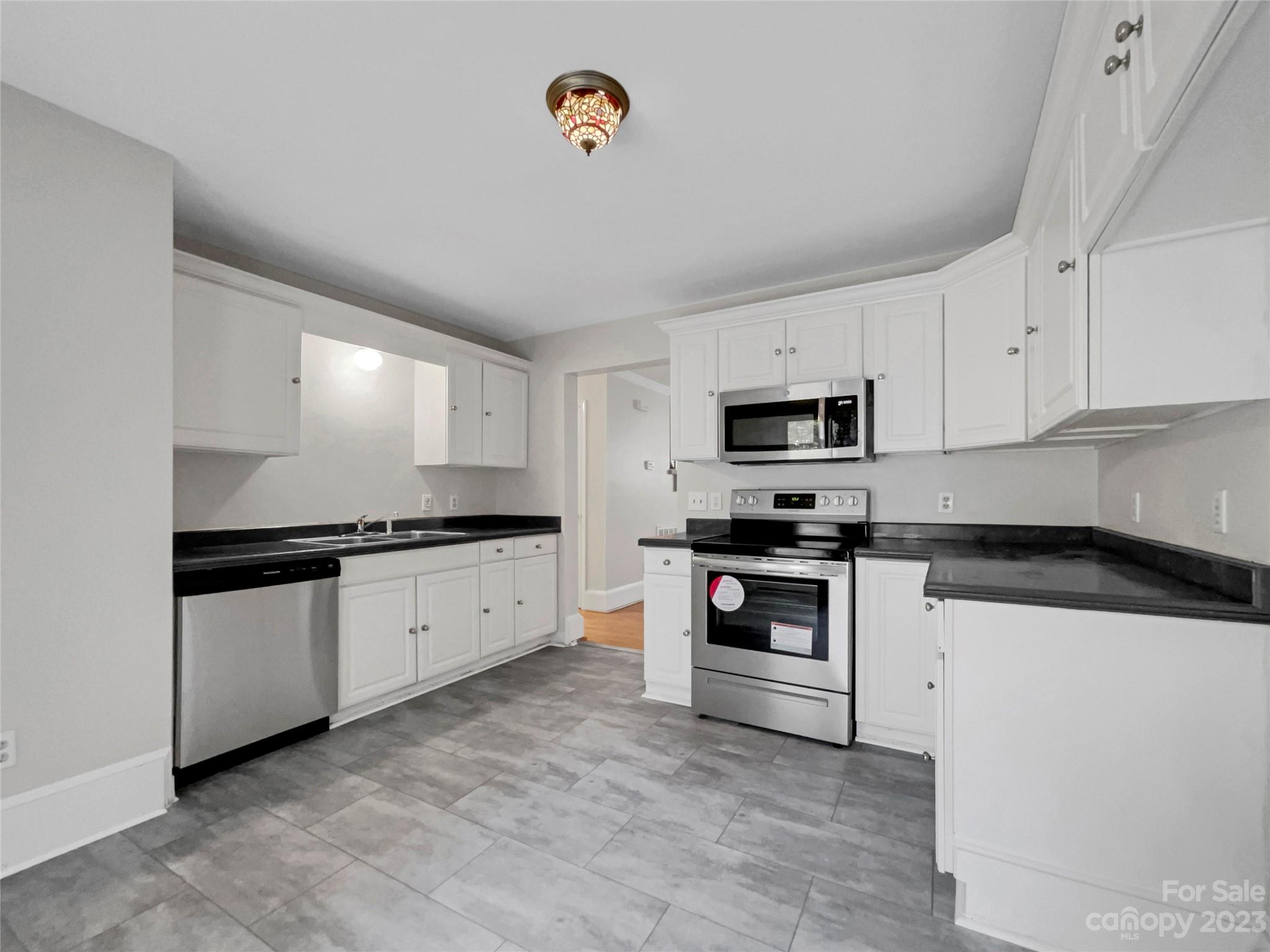 2350 Rosemont Court