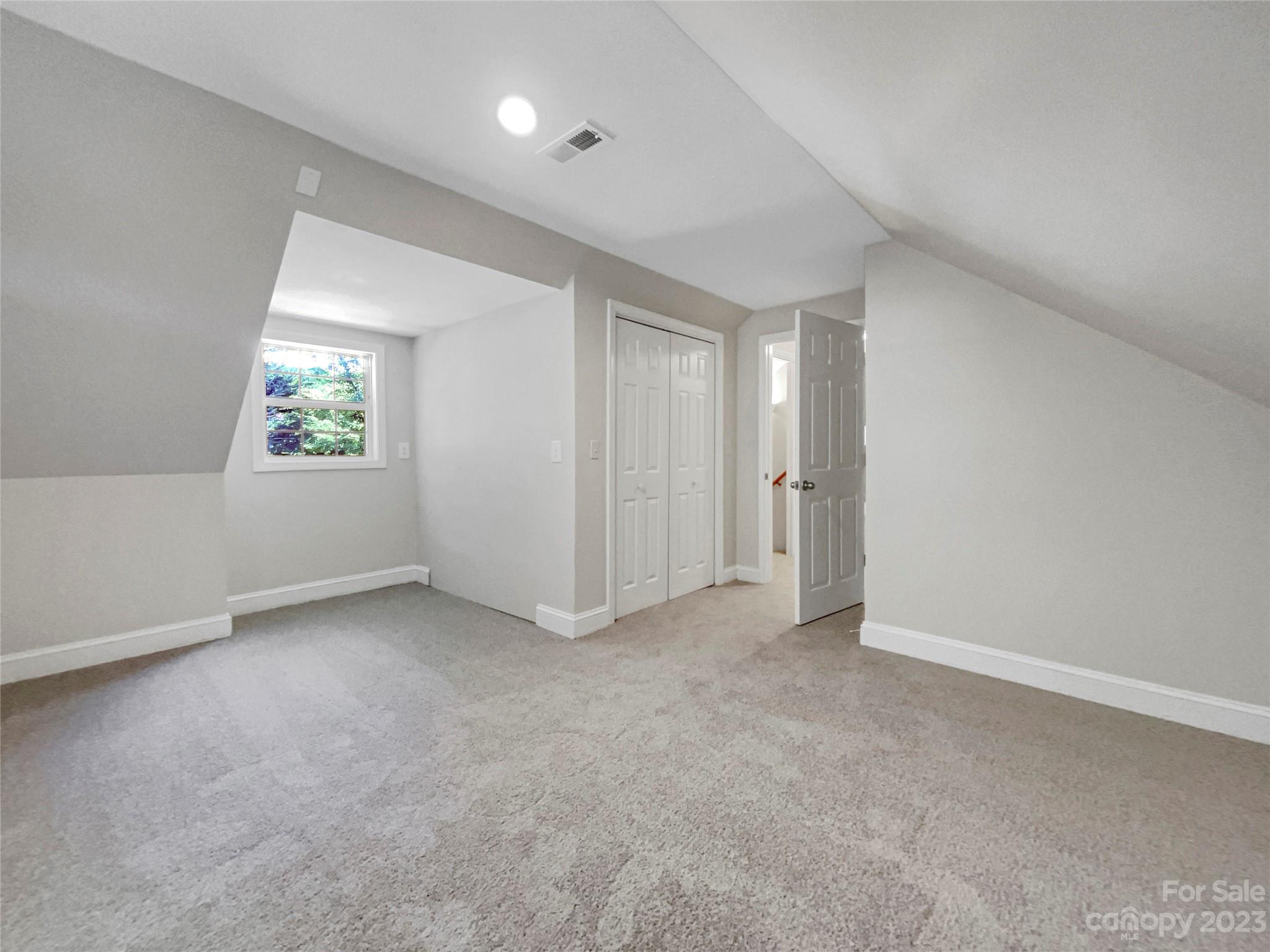 2350 Rosemont Court