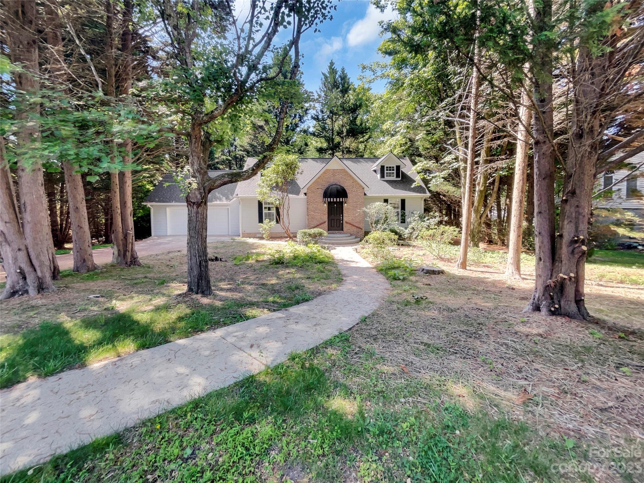 2350 Rosemont Court
