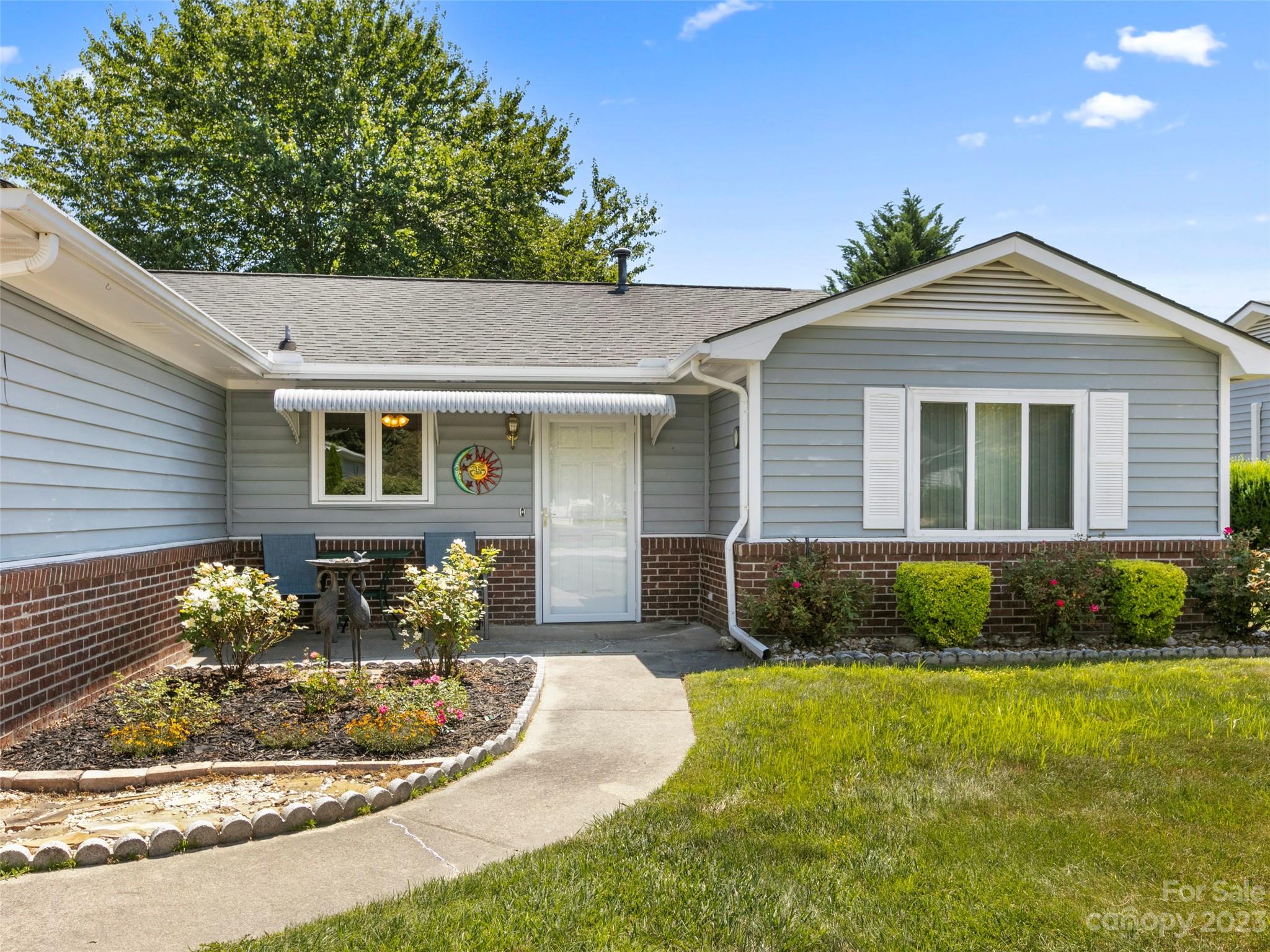 224 Dartcrest Drive