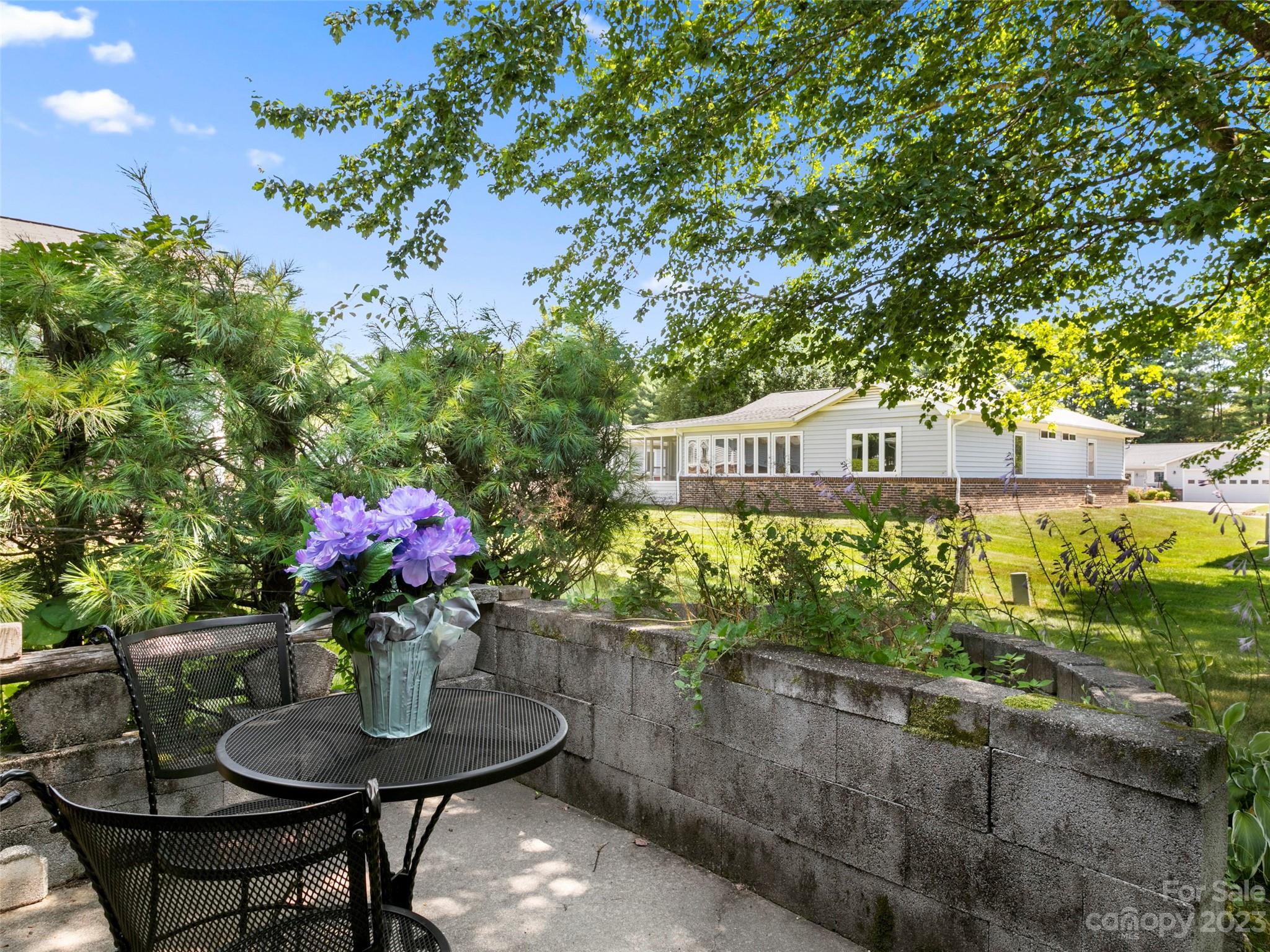 224 Dartcrest Drive