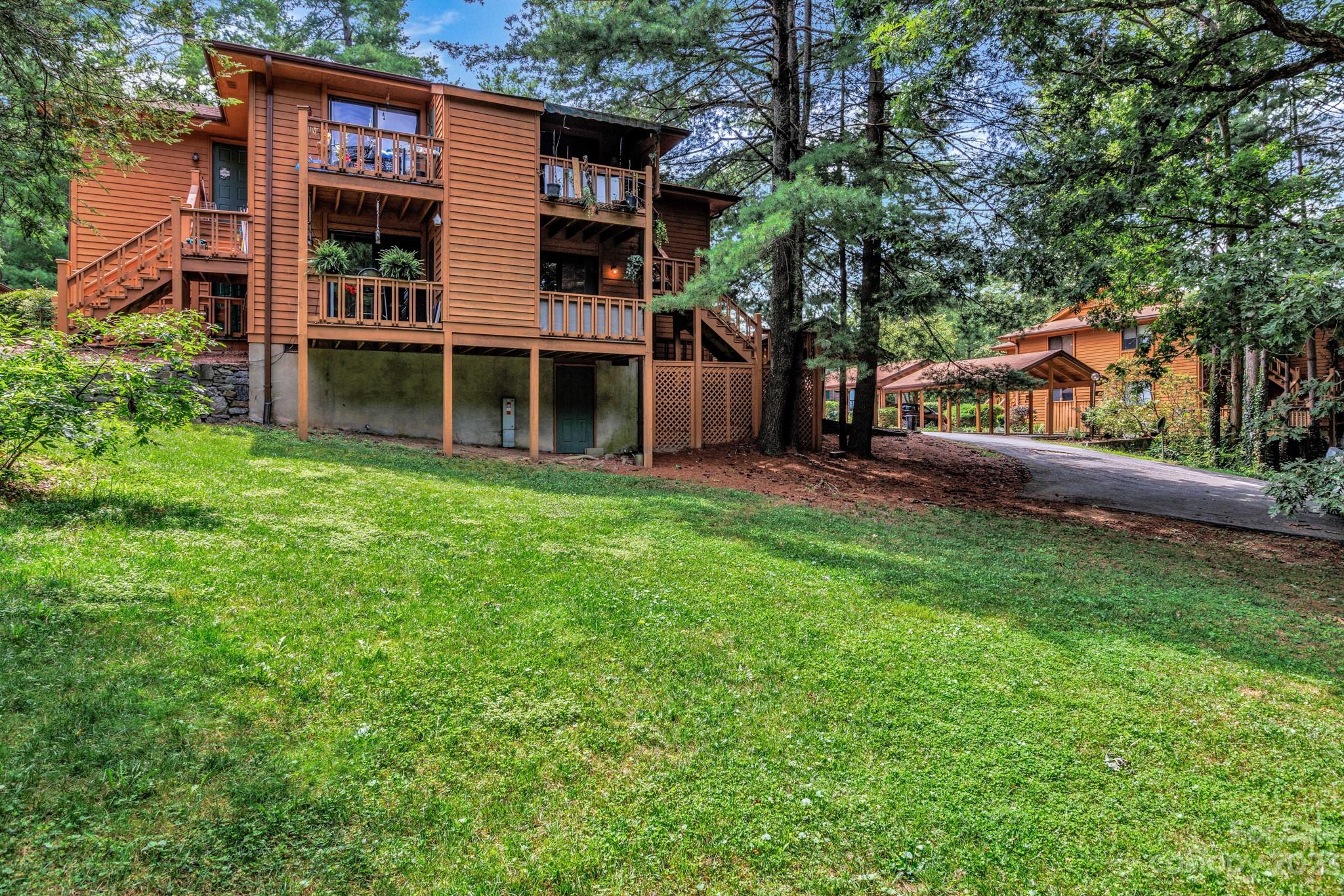 531 Courtwood Lane Unit: 2