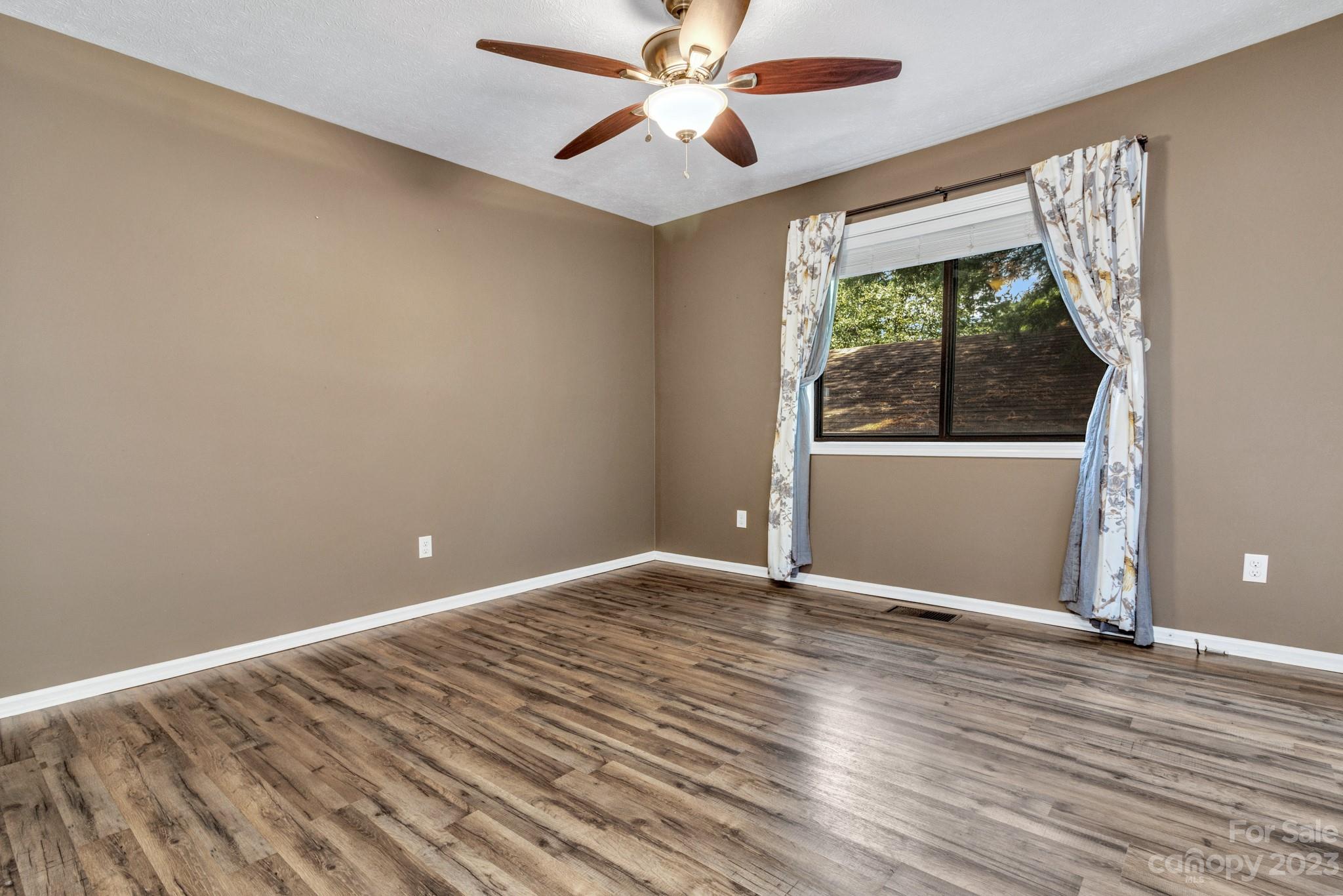 531 Courtwood Lane Unit: 2