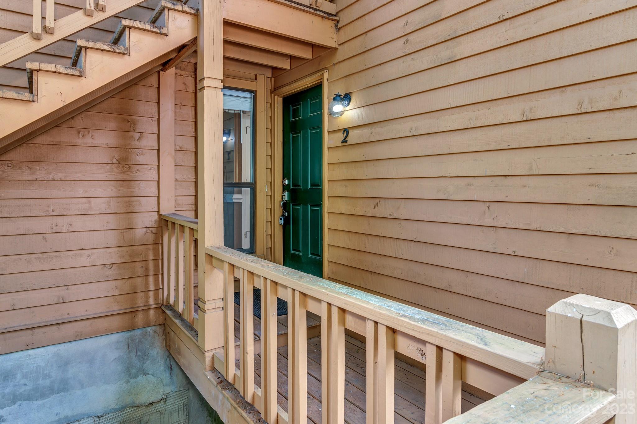 531 Courtwood Lane Unit: 2
