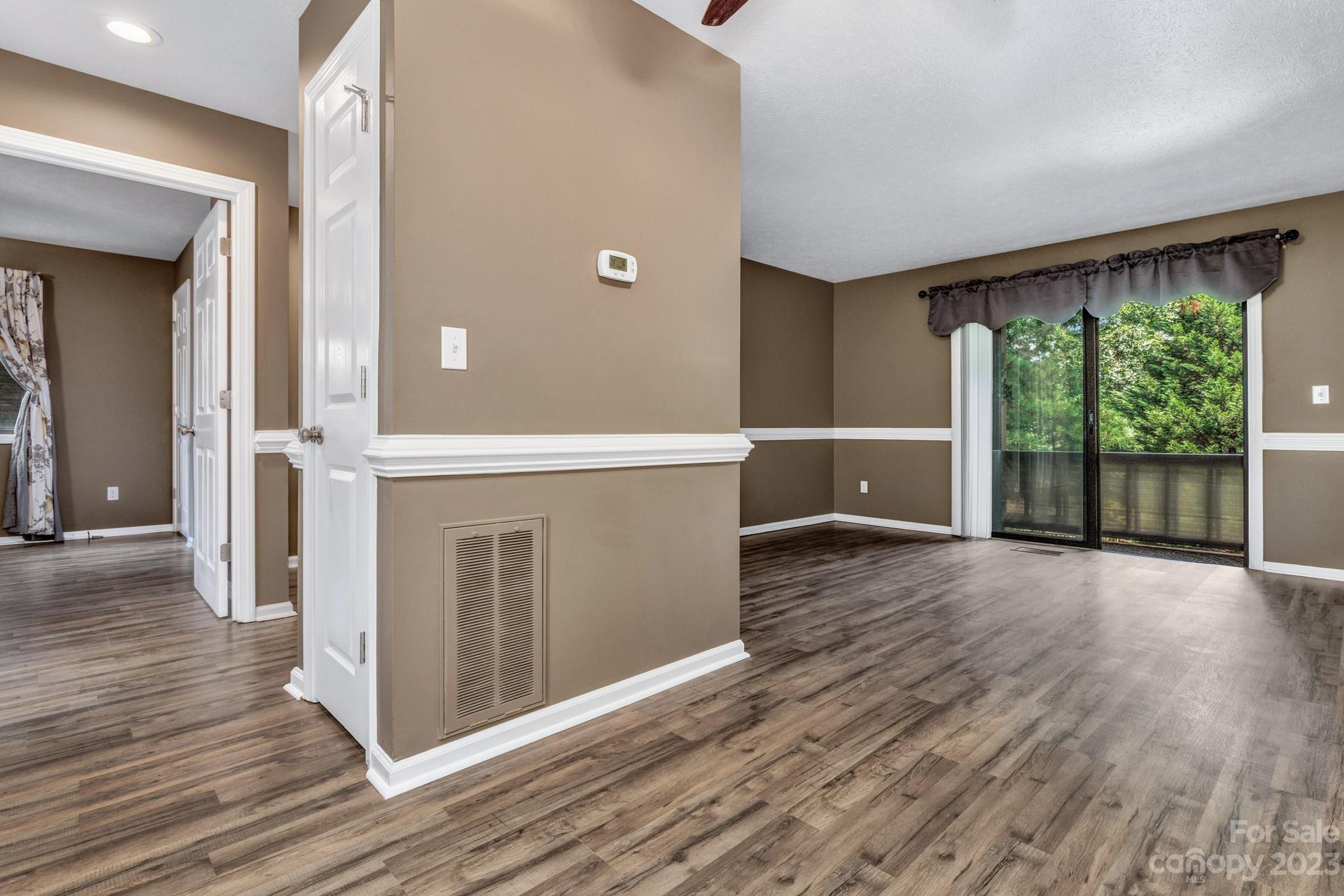 531 Courtwood Lane Unit: 2
